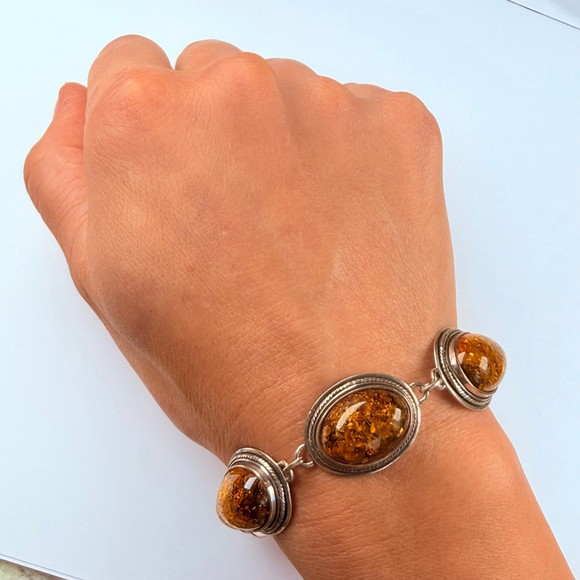 Estate 28.5 CT Green Baltic Amber Oval Panel MCM Sterling Silver VTG Bracelet - Picture 8 of 11